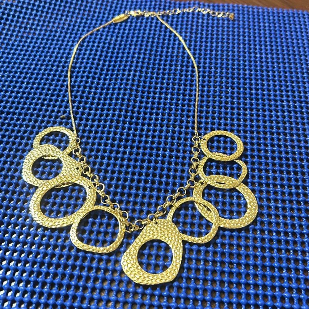 NWT Jules B Gold Hammered Circular Design Drop Statement Necklace.